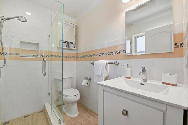 Address unavailable.