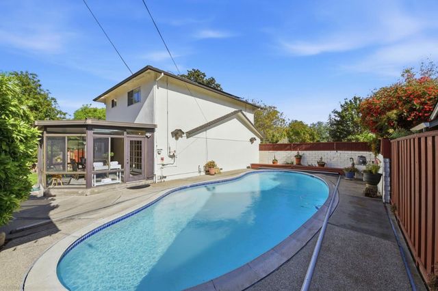 Address unavailable.