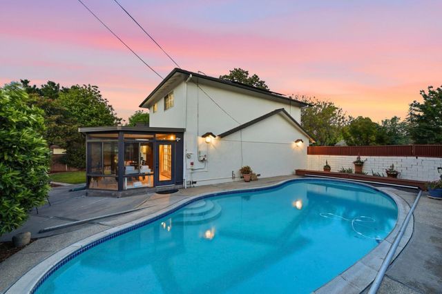 Address unavailable.