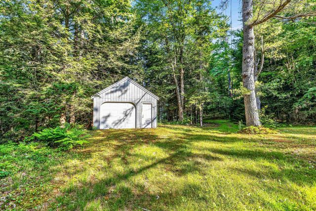 314 Mountain Road, Sharon, NH 03458