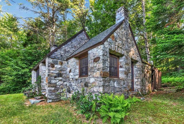 314 Mountain Road, Sharon, NH 03458