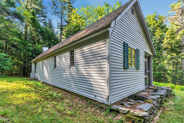 314 Mountain Road, Sharon, NH 03458