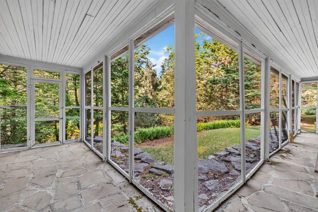 314 Mountain Road, Sharon, NH 03458