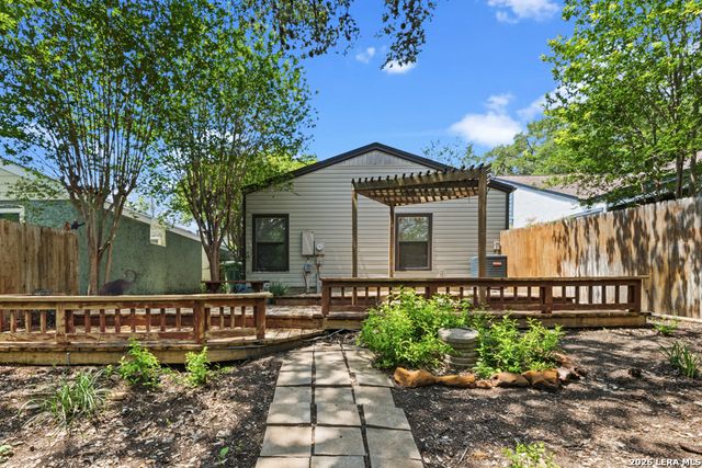 13023 BABBLING BRK, San Antonio, TX 78232