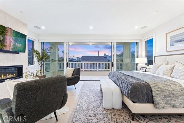 206 Apolena Avenue, Newport Beach, CA 92662