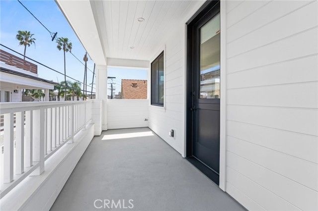 206 Apolena Avenue, Newport Beach, CA 92662