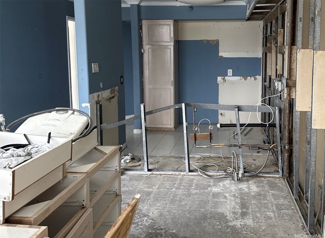 930 Kaheka Street 3004, Honolulu, HI 96814