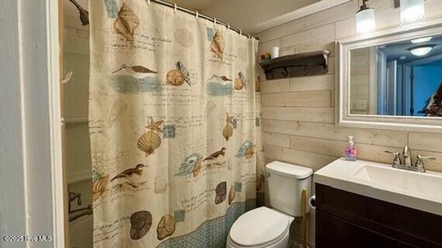 9201 Coast Guard Road E-101, Emerald Isle, NC 28594