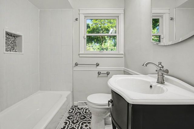 646 Center Drive, Ann Arbor, MI 48103