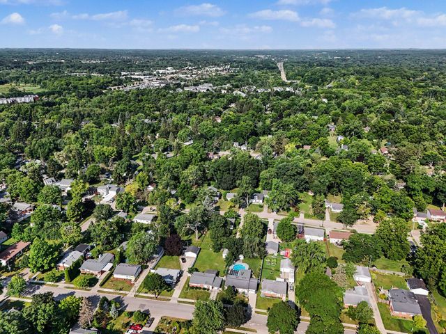 646 Center Drive, Ann Arbor, MI 48103