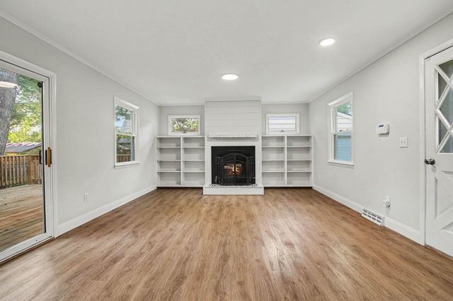646 Center Drive, Ann Arbor, MI 48103