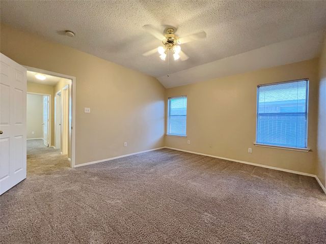 4021 Busch Gardens Drive, Fort Worth, TX 76123