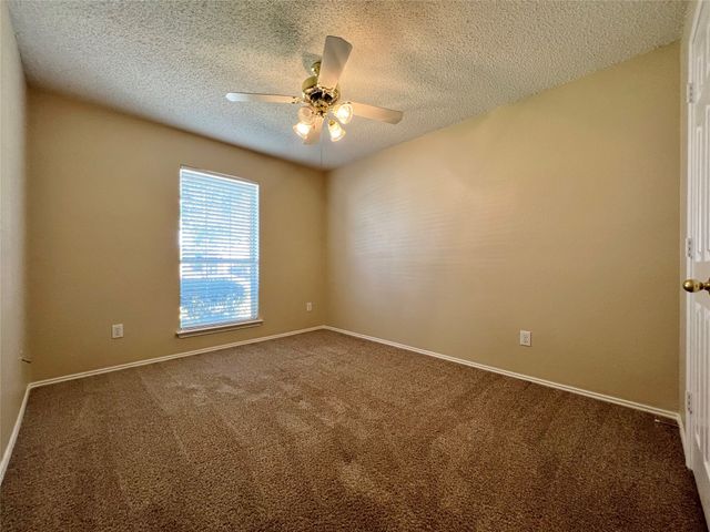 4021 Busch Gardens Drive, Fort Worth, TX 76123