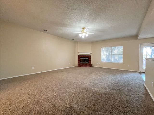 4021 Busch Gardens Drive, Fort Worth, TX 76123