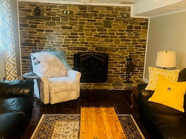 1365 Lilac LN, Salem, VA 24153
