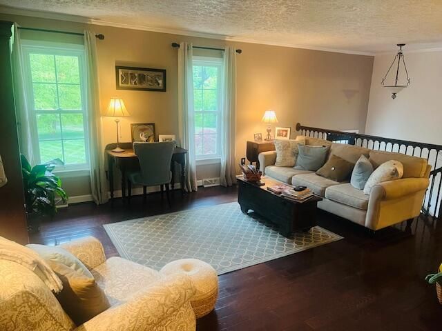 1365 Lilac LN, Salem, VA 24153