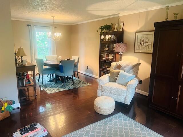 1365 Lilac LN, Salem, VA 24153