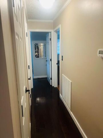 1365 Lilac LN, Salem, VA 24153