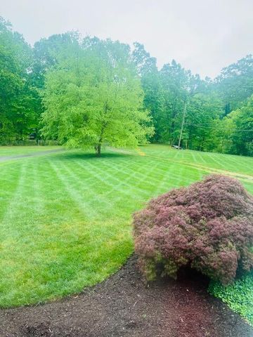 1365 Lilac LN, Salem, VA 24153