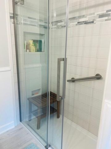 1365 Lilac LN, Salem, VA 24153