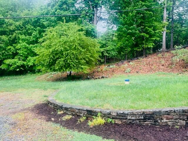 1365 Lilac LN, Salem, VA 24153