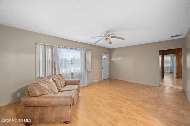 21682 County Road 51, Genoa, OH 43430