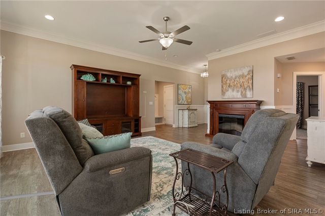 4423 Venice Way, Sellersburg, IN 47172