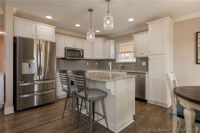 4423 Venice Way, Sellersburg, IN 47172