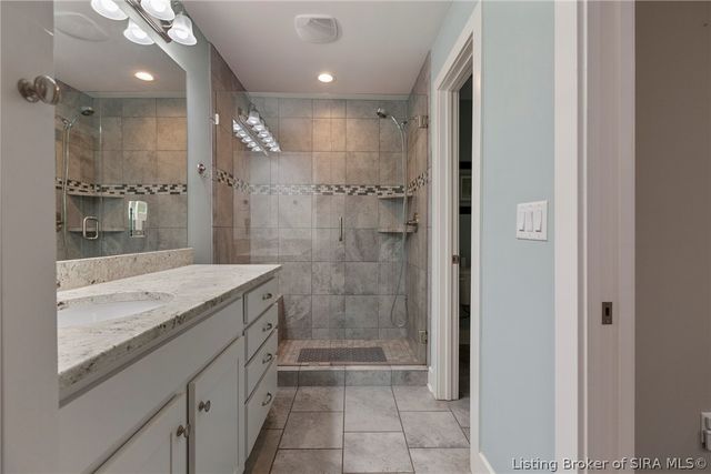 4423 Venice Way, Sellersburg, IN 47172