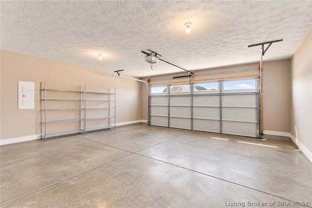 4423 Venice Way, Sellersburg, IN 47172