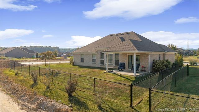 4423 Venice Way, Sellersburg, IN 47172