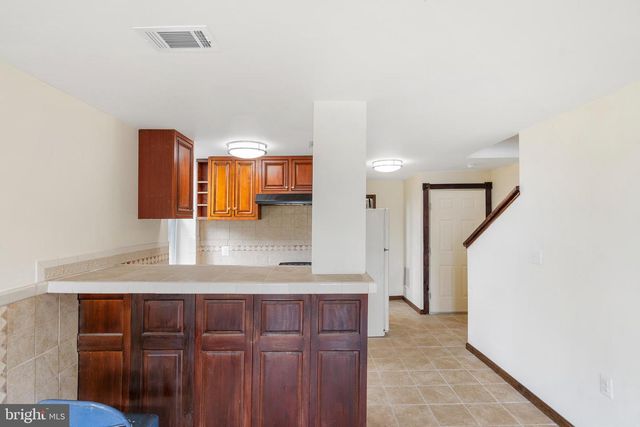 2400 DRUID HILL AVE, Baltimore, MD 21217