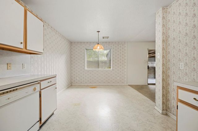 1723 Oak Ridge Drive, Kemah, TX 77565