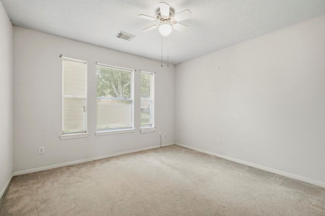 1723 Oak Ridge Drive, Kemah, TX 77565