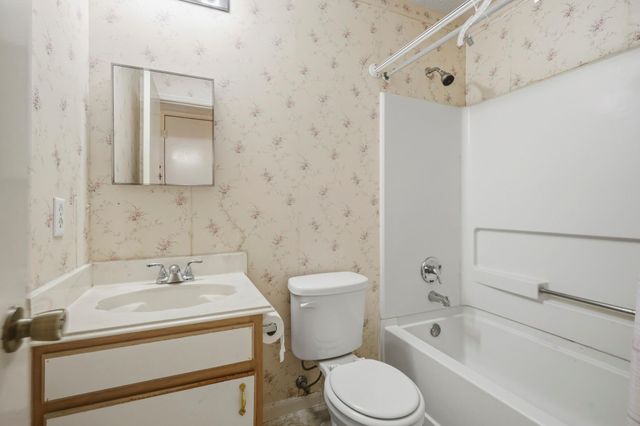 1723 Oak Ridge Drive, Kemah, TX 77565