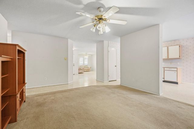 1723 Oak Ridge Drive, Kemah, TX 77565