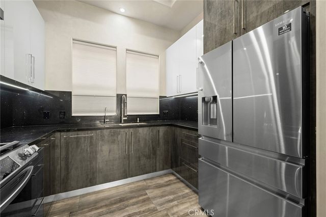 333 Milford Street 106, Glendale, CA 91203