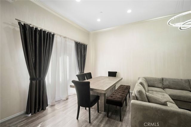 333 Milford Street 106, Glendale, CA 91203