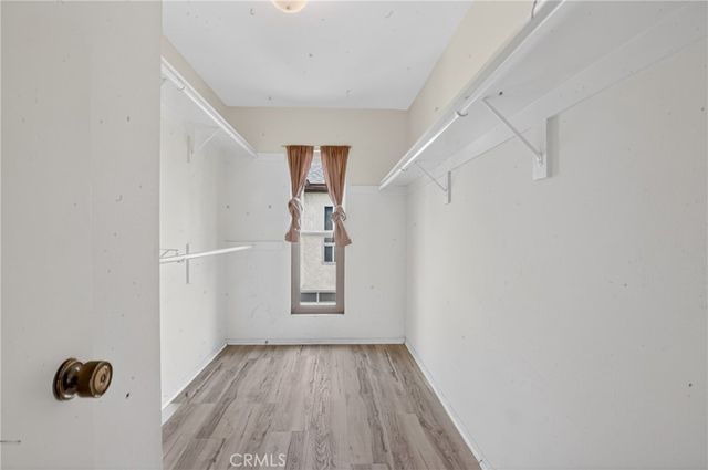 5267 Coldwater Canyon Ave B, Sherman Oaks, CA 91401