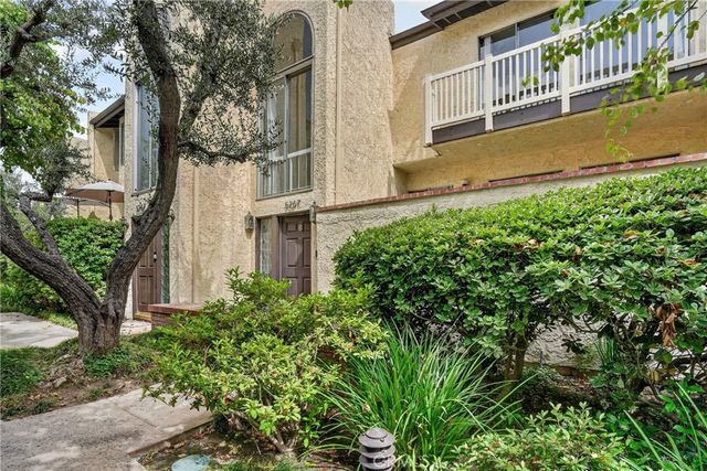 5267 Coldwater Canyon Ave B, Sherman Oaks, CA 91401