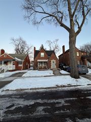 16890 Manor Street, Detroit, MI 48221
