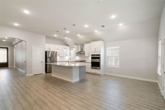 67 Pioneer Canyon Place, Tomball, TX 77375