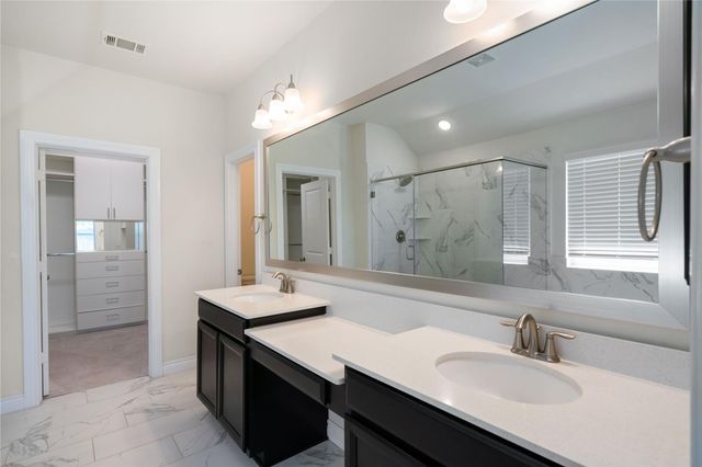 67 Pioneer Canyon Place, Tomball, TX 77375
