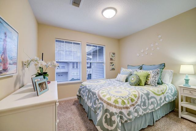 10 Stone Creek Place, The Woodlands, TX 77382