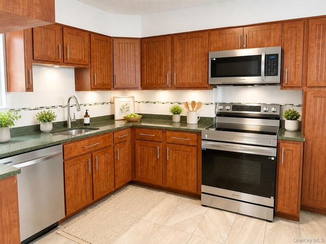 15 Stewart Place 10E, White Plains, NY 10603