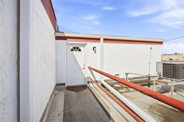 939 OAKFIELD DRIVE, Brandon, FL 33511