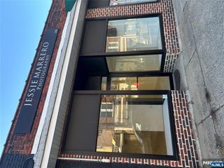 308 Queen Anne Road 308, Teaneck, NJ 07666