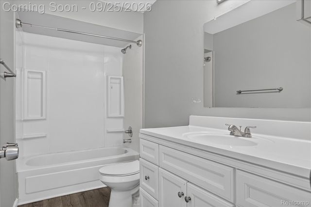 7504 Lozier Avenue, Warren, MI 48091