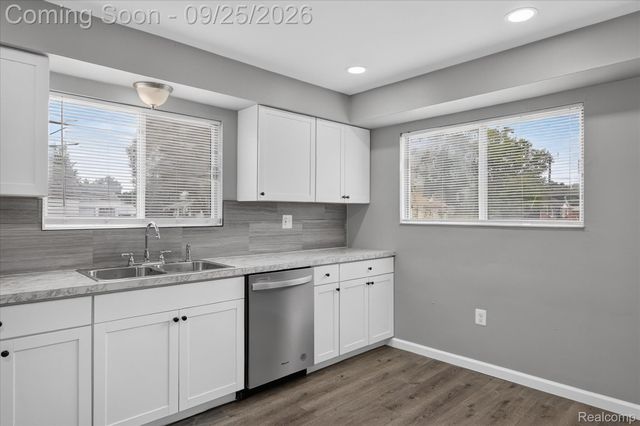 7504 Lozier Avenue, Warren, MI 48091