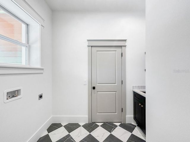 1601 GRAY STREET S, Gulfport, FL 33707